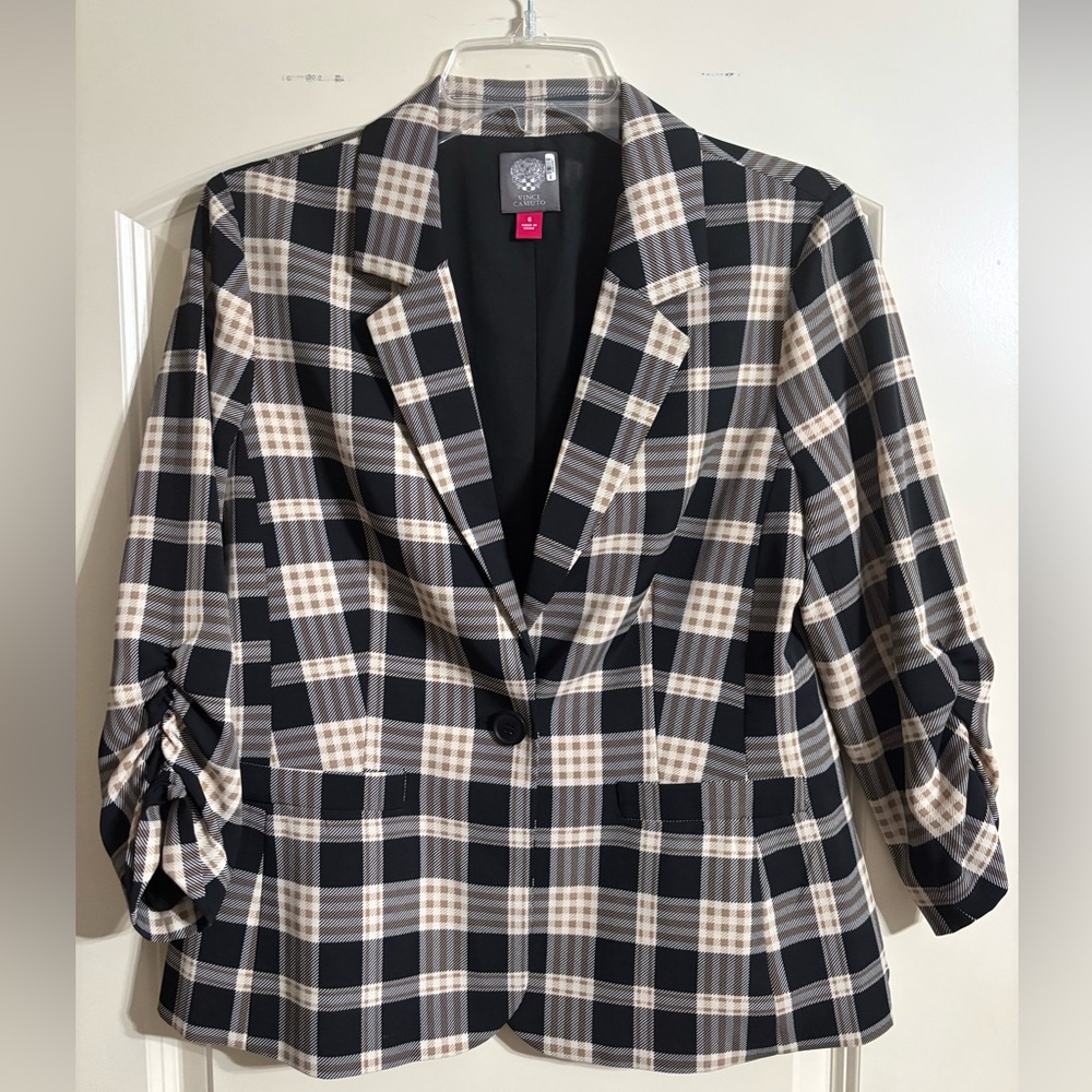 Vince Camuto Black and Cream Plaid Blazer EUC Sz 6